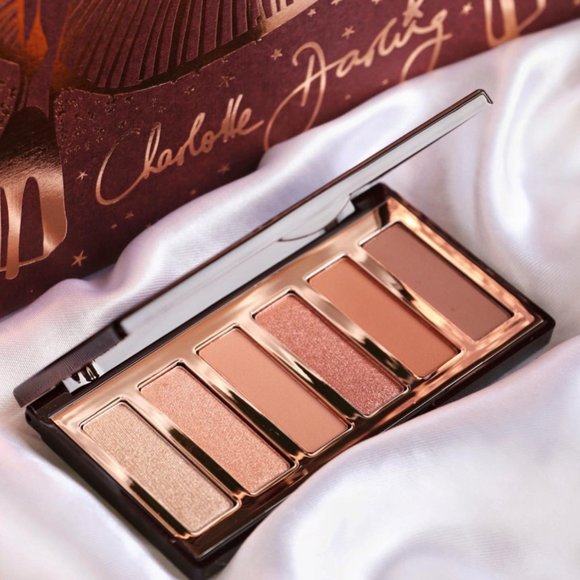 Charlotte Tillbury Darling Easy Eye Palette NWT 🎀 - Picture 1 of 10